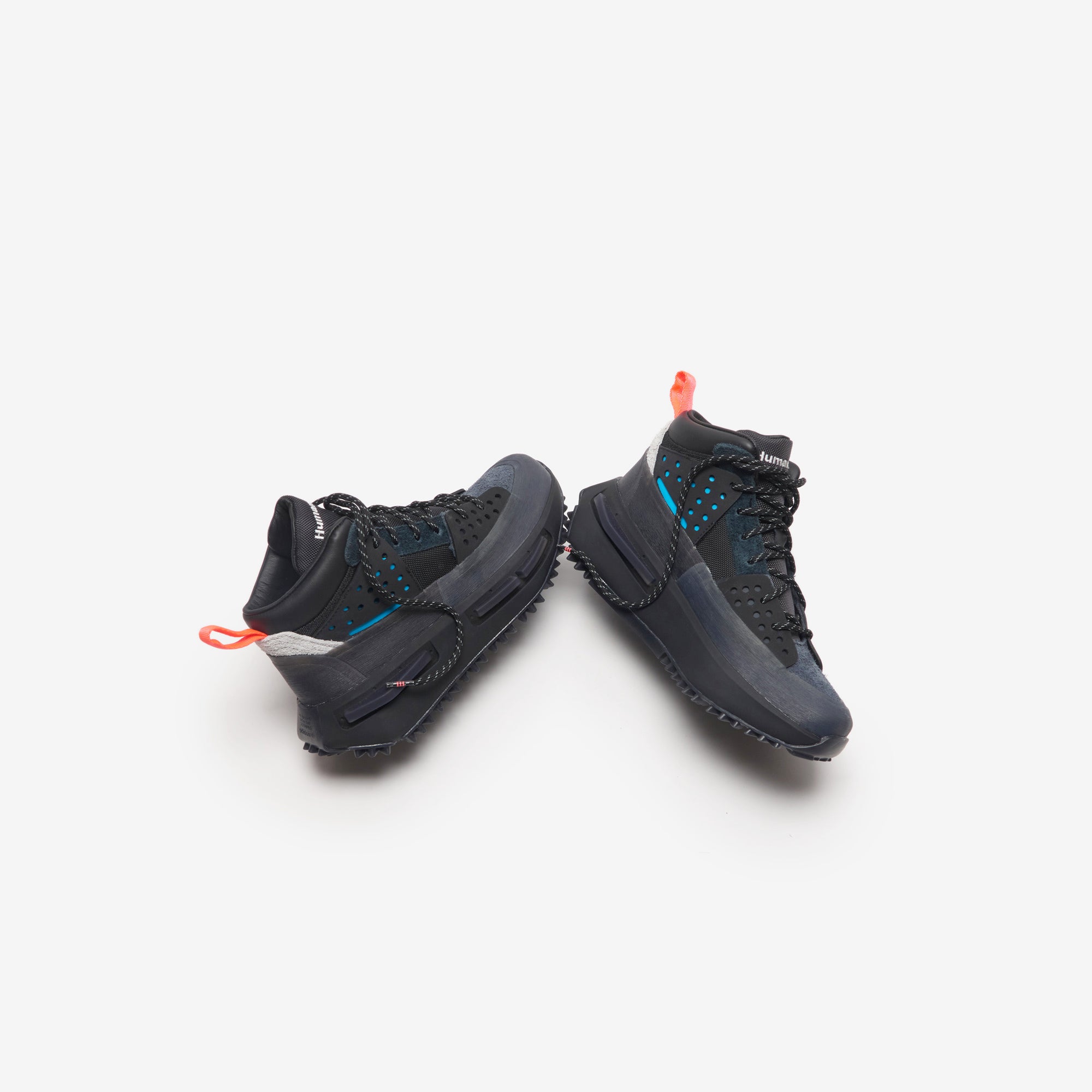 靴 adidas HU NMD TRAIL HIKE MID adidas HU NMD Trail Hike Mid - Core Black / Core Black