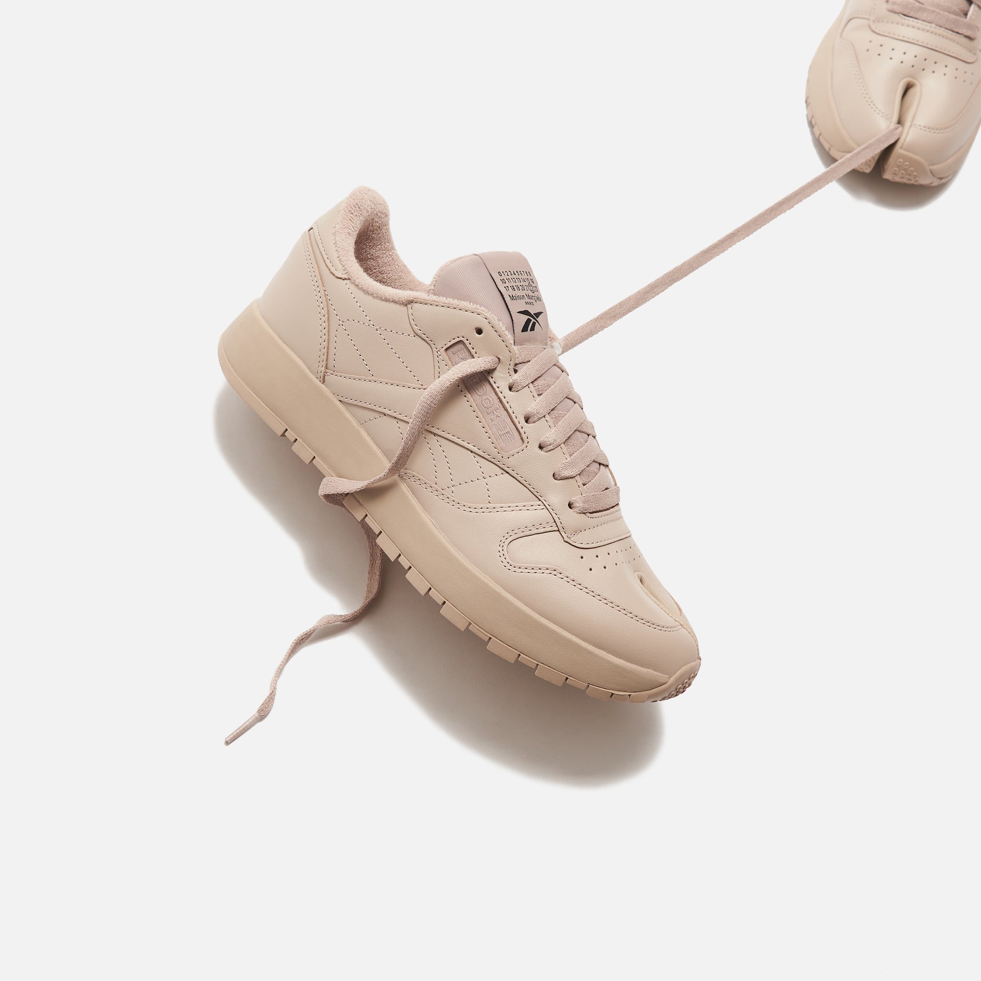 Reebok x Margiela Classic Leather Tabi - Natural