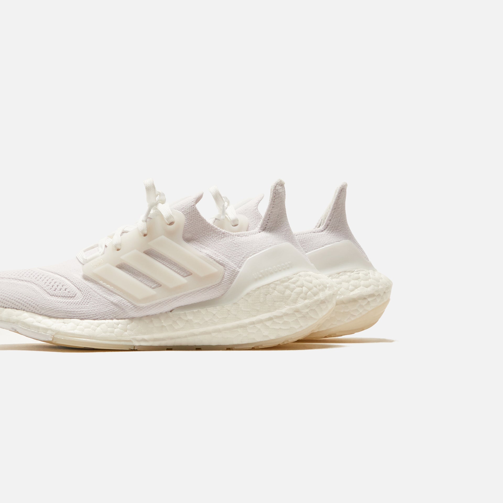 adidas Ultraboost 22 - Cloud White / Cloud White / Crystal White