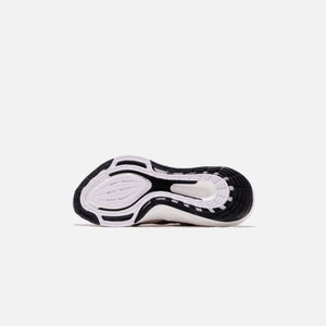adidas by Stella McCartney UltraBoost 22 - Beige / Cloud white / Core Black