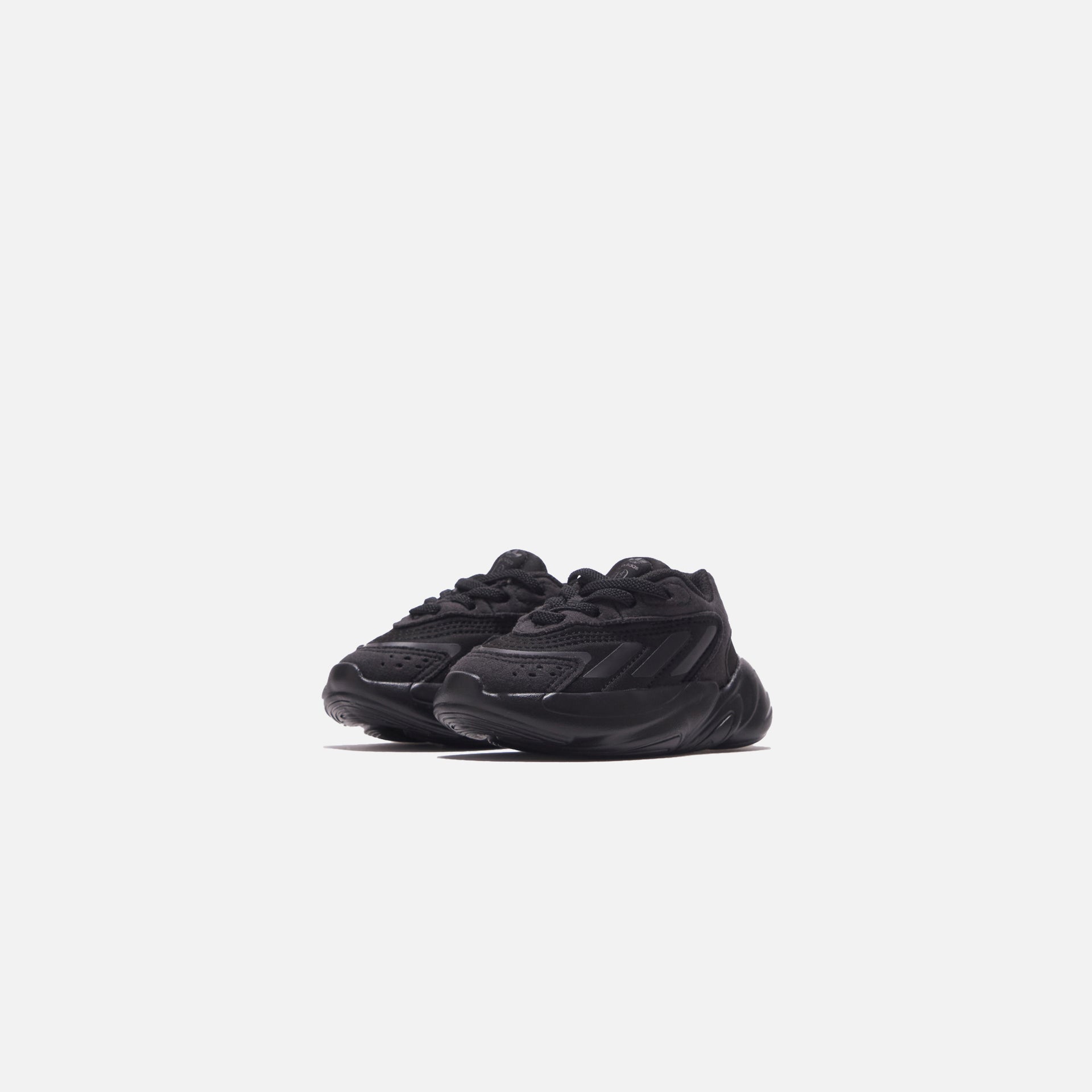 adidas Ozelia El C - Black