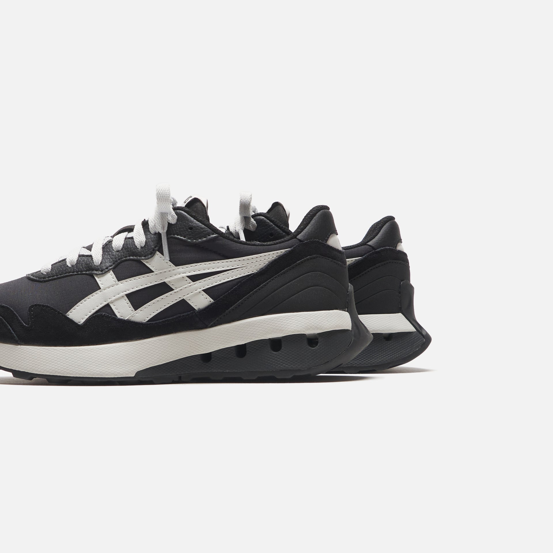 Asics Jogger X81 - Black / Glacier Grey