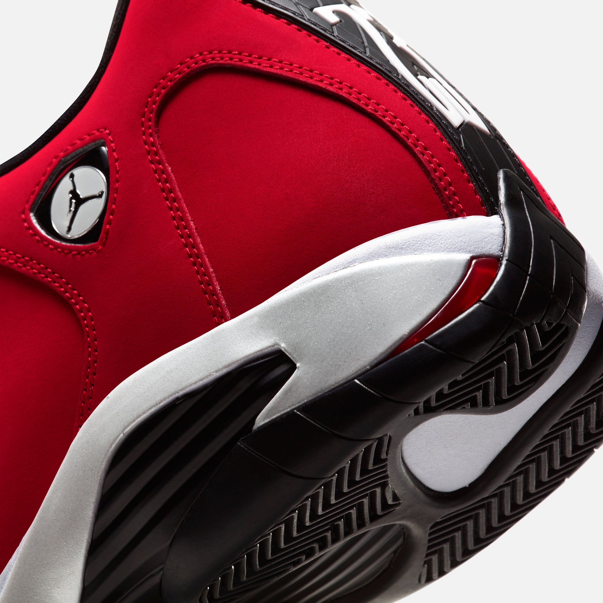 Nike Air Jordan 14 Retro - University Gold / Varsity Red
