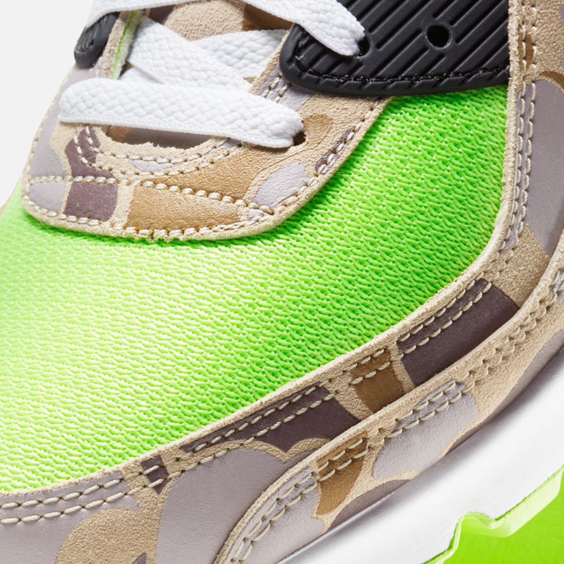 Nike Air Max 90 SP - Ghost Green / Black