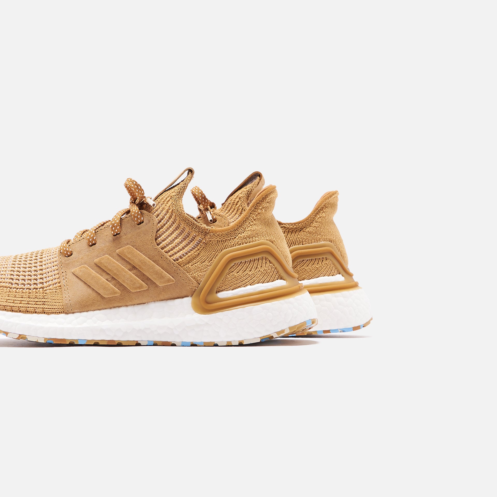 adidas Consortium x Universal Works UltraBOOST 19 - Prarie Sand / Cumin / Winter White