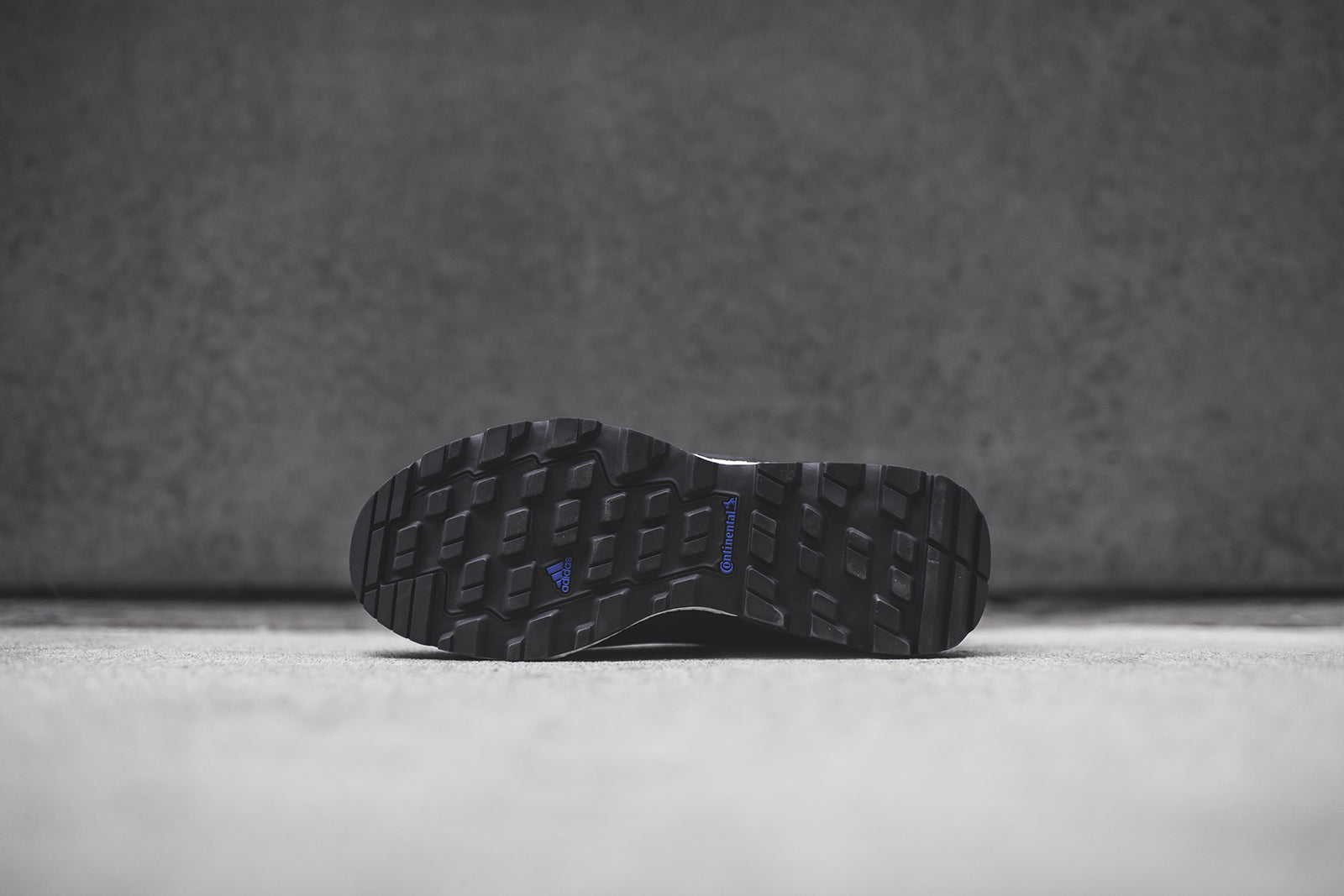 adidas Consortium Xhibition Terrex Tracefinder - Black – Kith