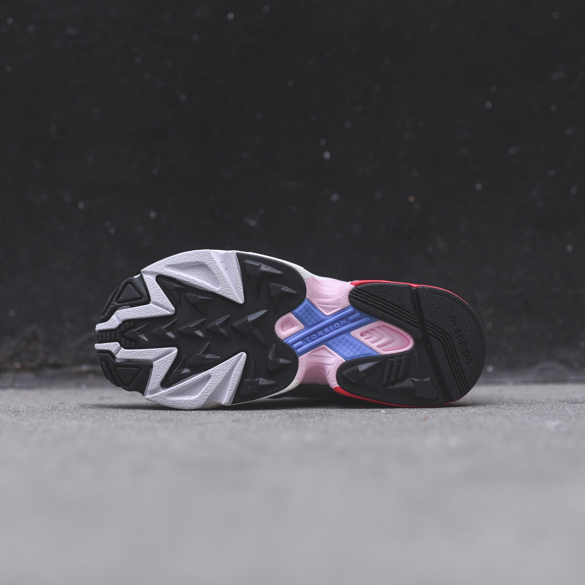 adidas Originals WMNS Falcon - Legend Purple / Ash Pearl