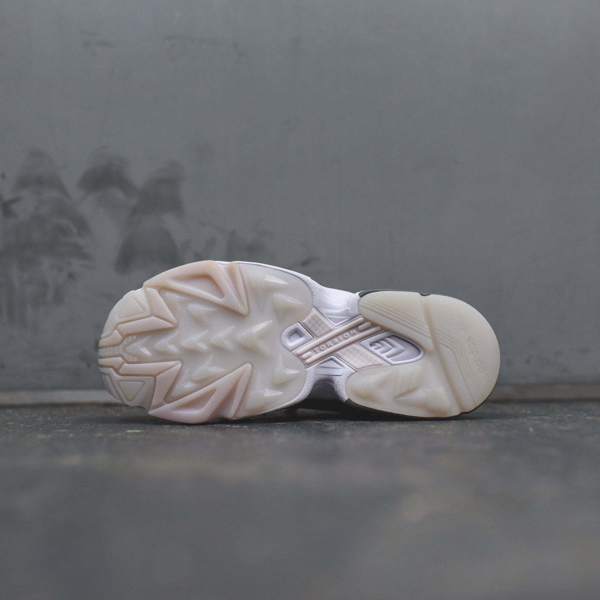 adidas Originals WMNS Falcon Lux Luster - Orchid Tint / Orchid / Silver