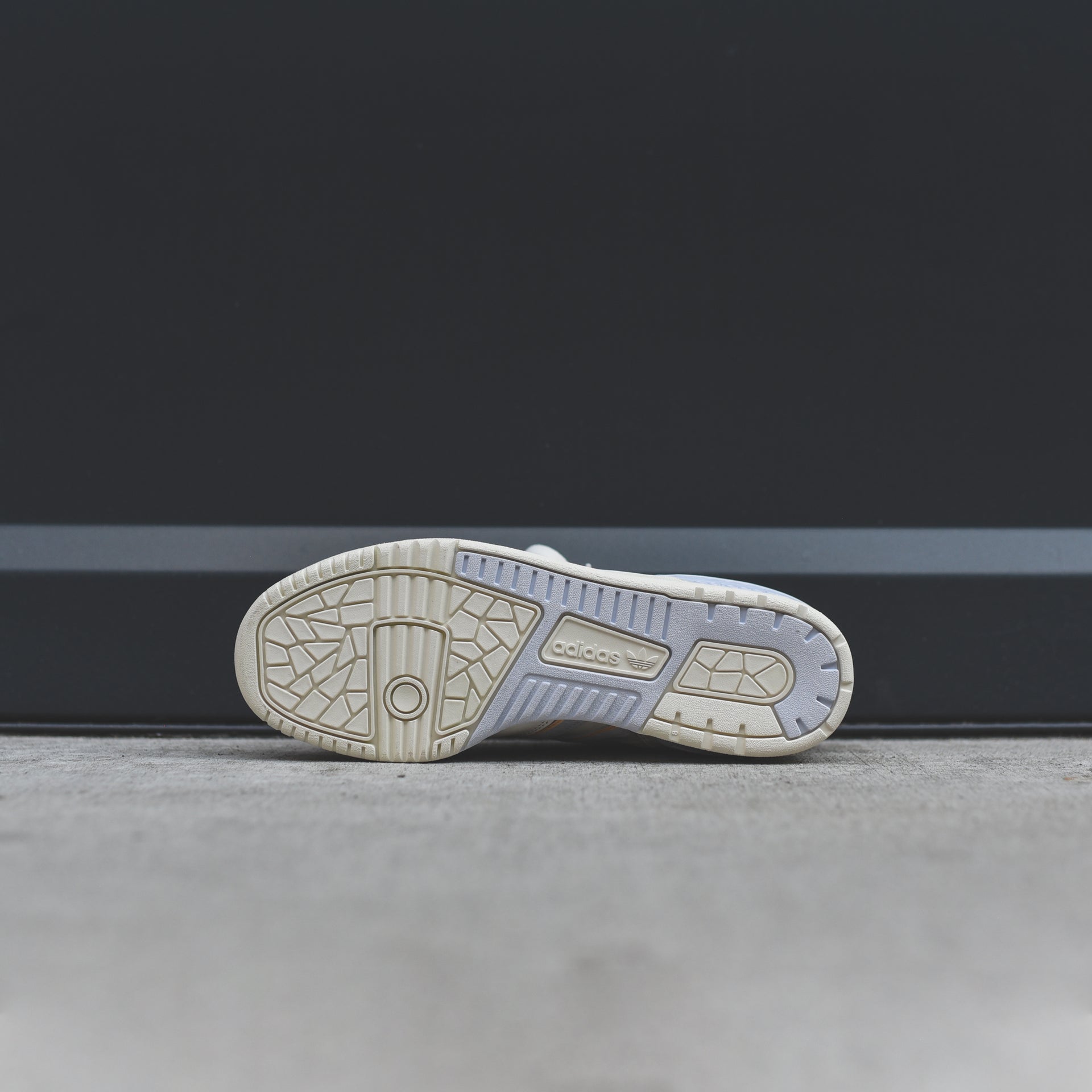 adidas Rivalry Low - Pastel Team / Cloud White / Off White / Aero Blue