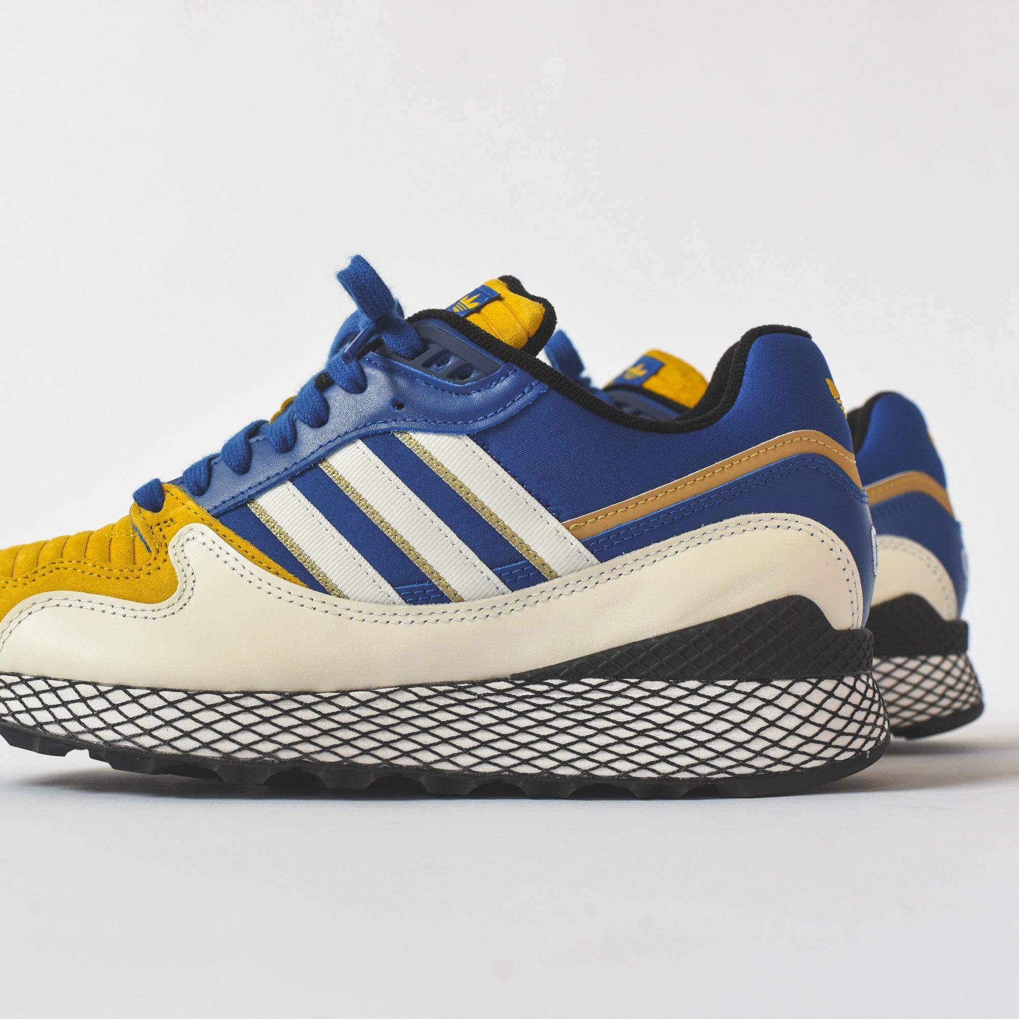 【新品タグ付】adidas✖︎KITH /白・ブルー/スポーツシューズ/コラボ KITH × ADIDAS 2024 SUMMER コラボスニーカー 6モデルが5/13に