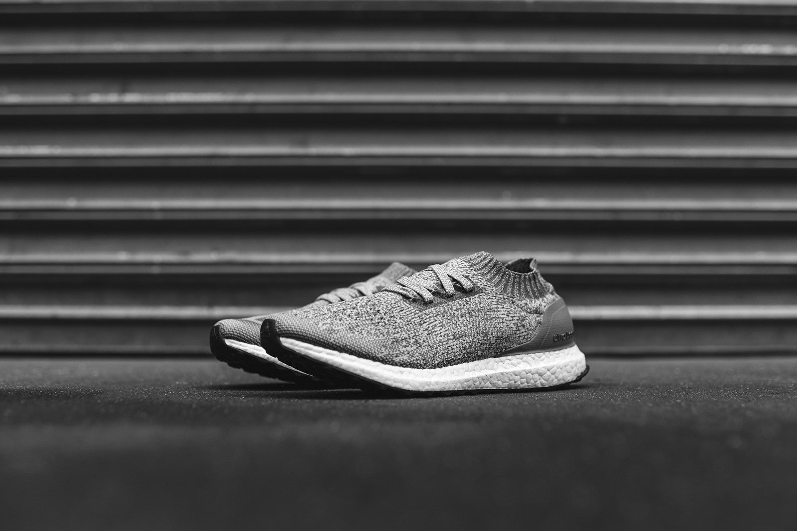 adidas UltraBoost Uncaged - Grey / White