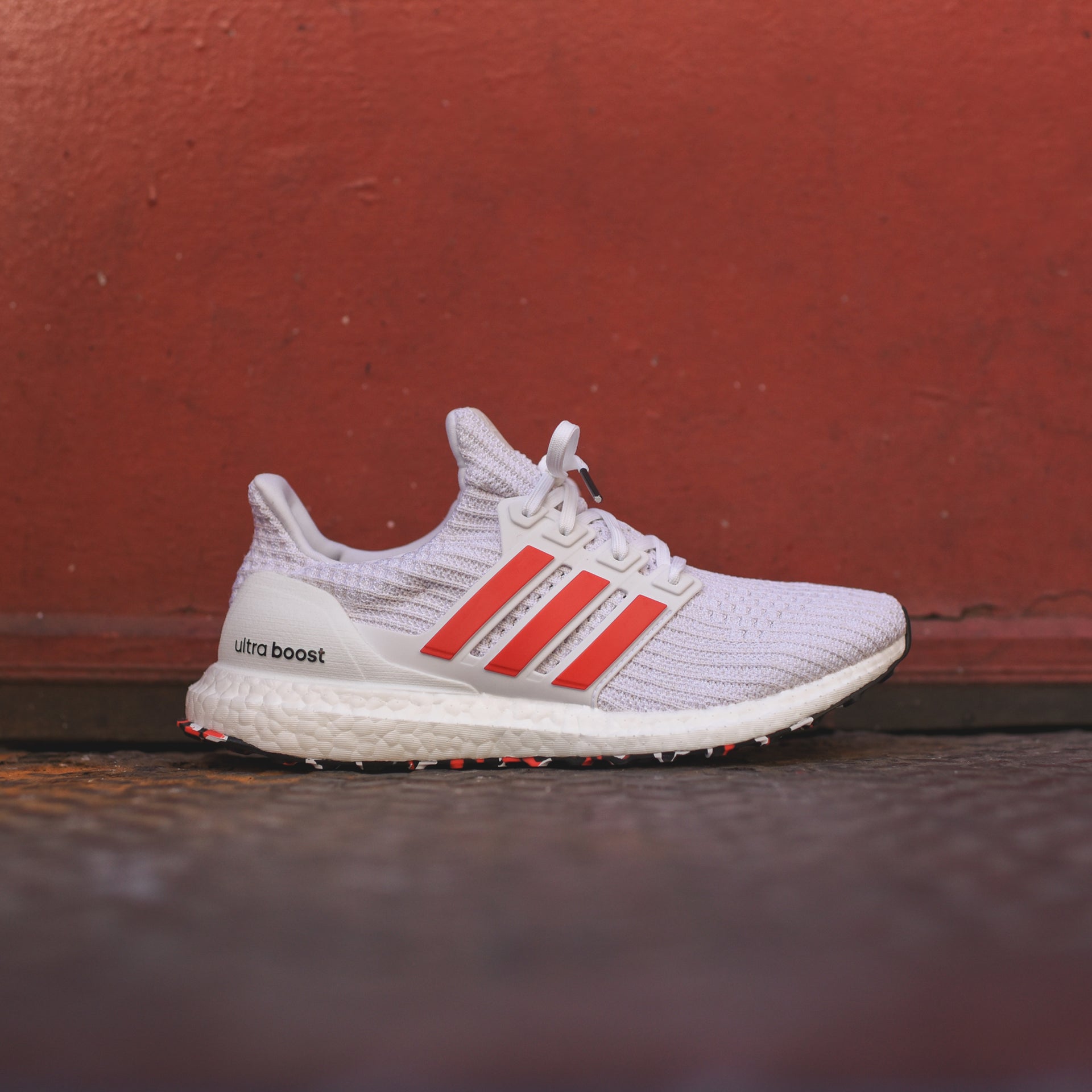 adidas Originals UltraBoost - Chalk White / Active Red / White
