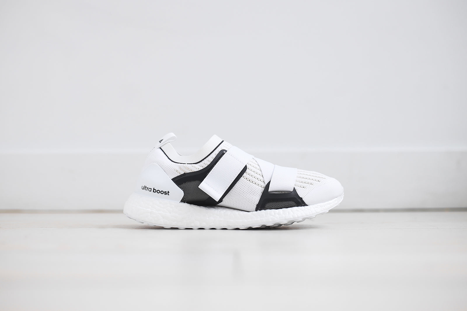 adidas by Stella McCartney WMNS UltraBoost X - White / Grey