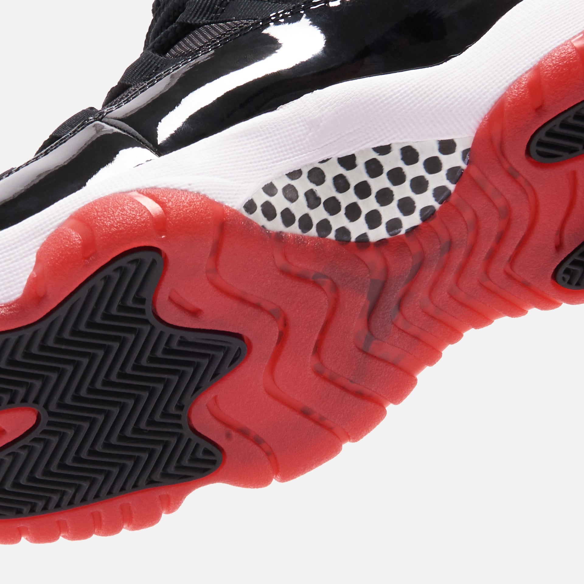 Nike Air Jordan 11 Retro - Black / True Red / White