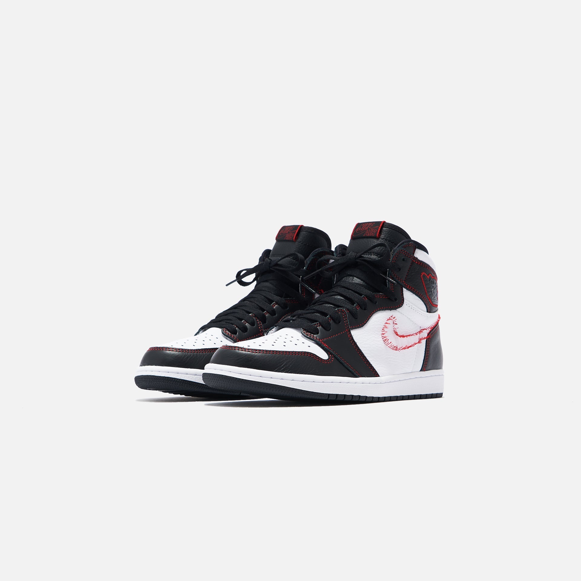 Nike Air Jordan 1 High OG Defiant - Black / Tour Yellow / White