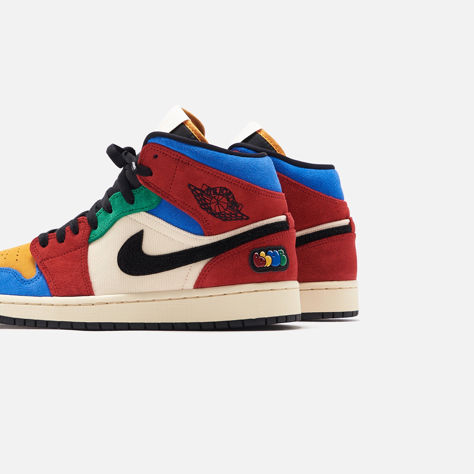Nike Air Jordan 1 Mid Se Fearless NA - Muslin / Varsity Red / Royal