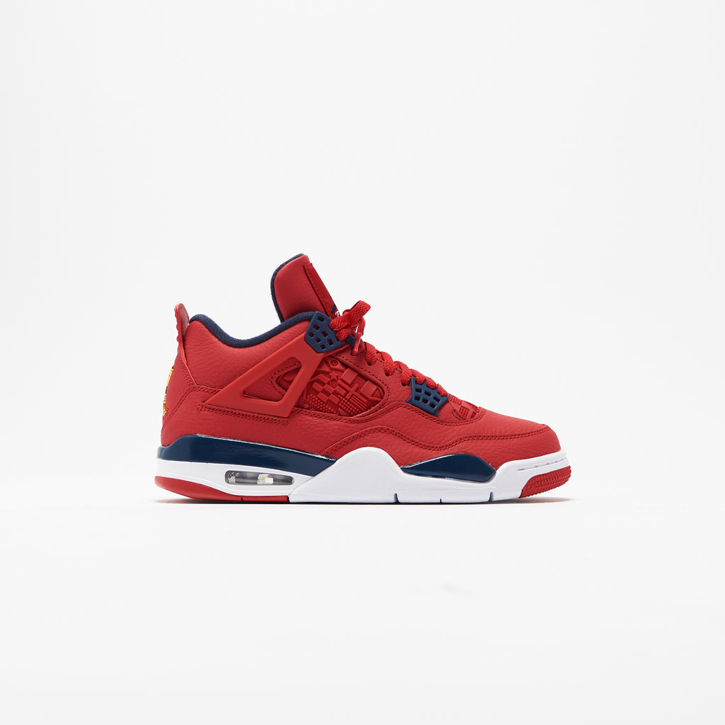 Nike Air Jordan 4 Retro SE - University Red / Obsidian / White / Metal â Kith