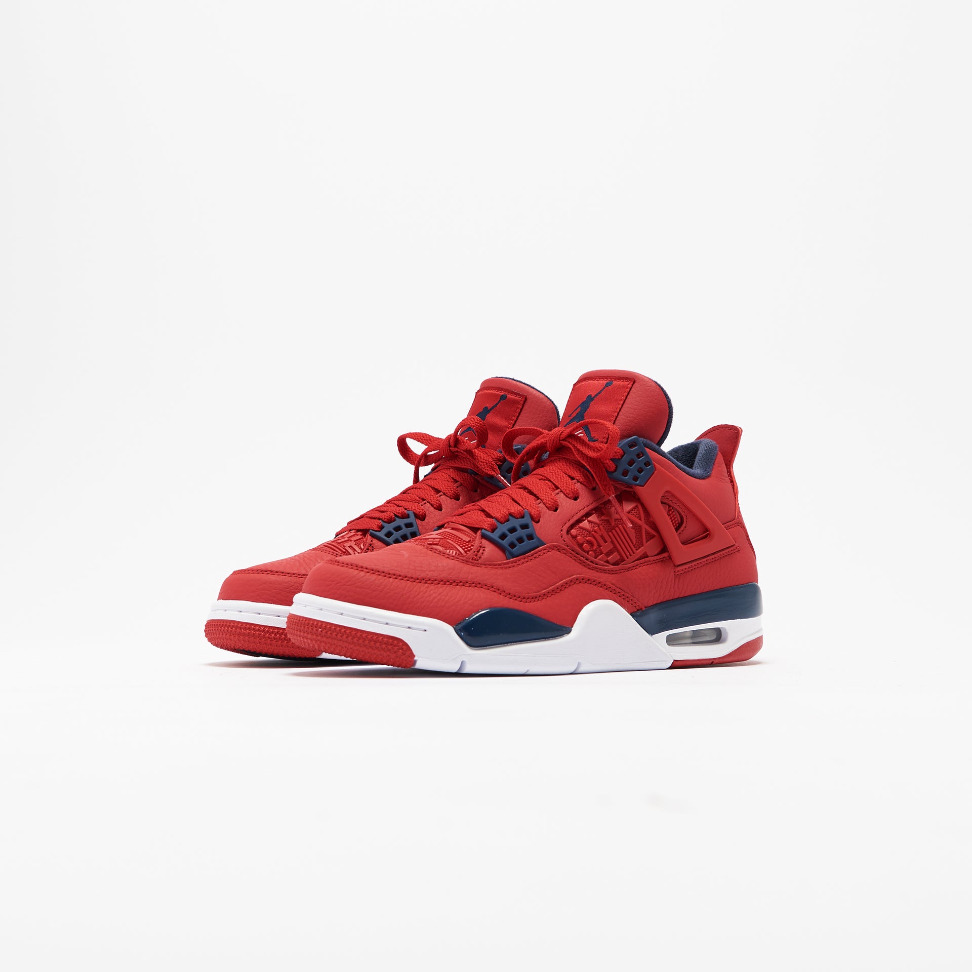 Nike Air Jordan 4 Retro SE - University Red / Obsidian / White / Metallic Gold