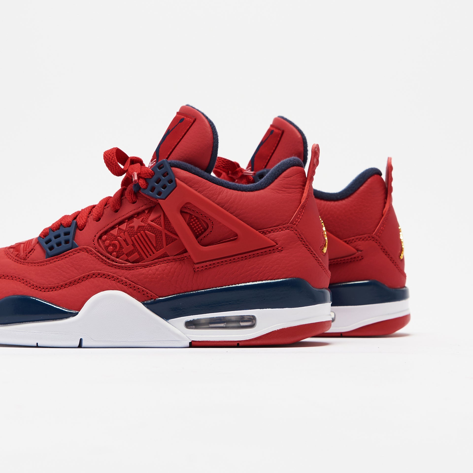 Nike Air Jordan 4 Retro SE - University Red / Obsidian / White / Metallic Gold