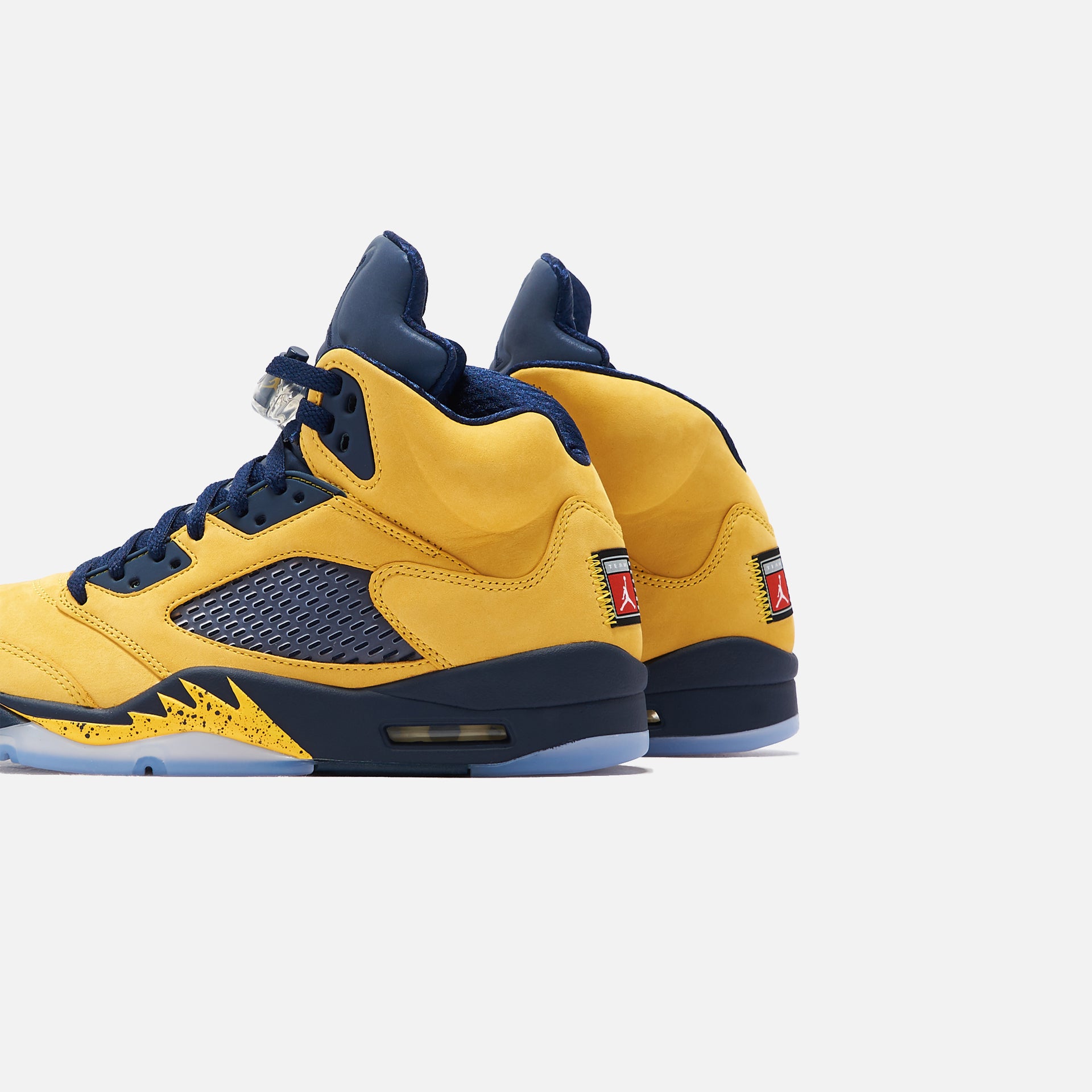 Nike Air Jordan 5 Retro SP - Amarillo / College Navy