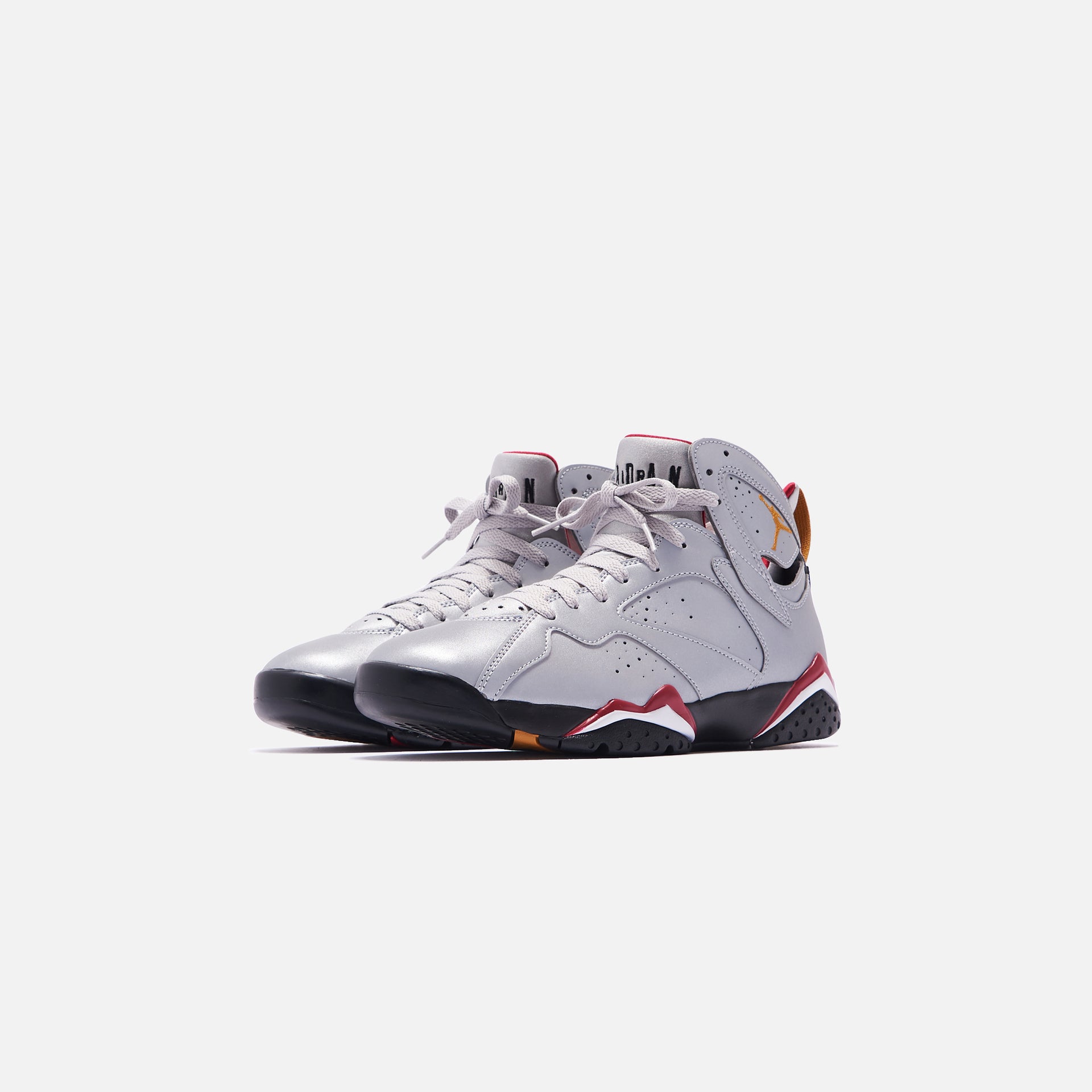 Nike Air Jordan 7 Retro SP - Reflect Silver / Bronze / Cardin