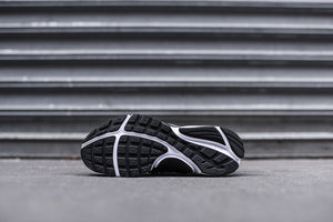 Nike WMNS Air Presto - Black / White