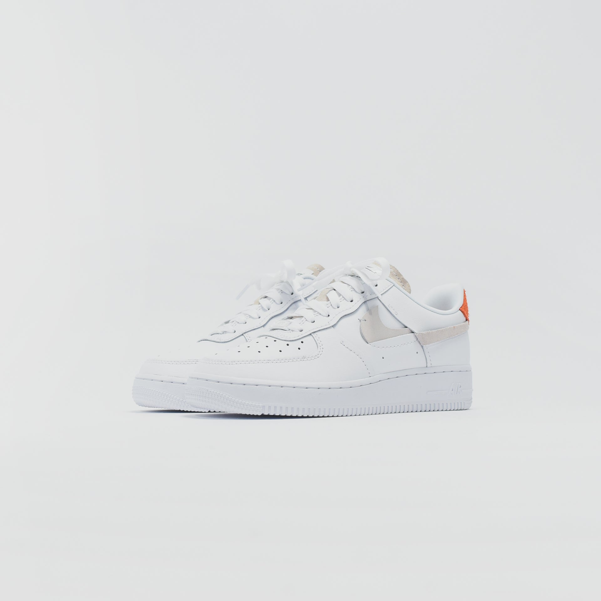 Nike WMNS Air Force 1 '07 LX - White / Platinum Tint / Game Royal