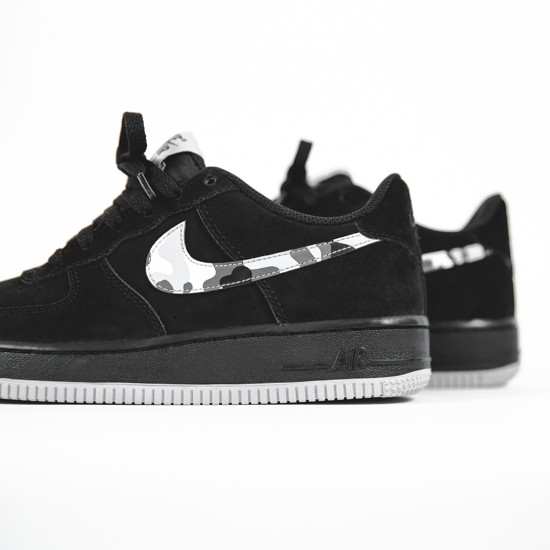 Nike GS Air Force 1 Low -  Black / Wolf Grey / Dark Grey / White