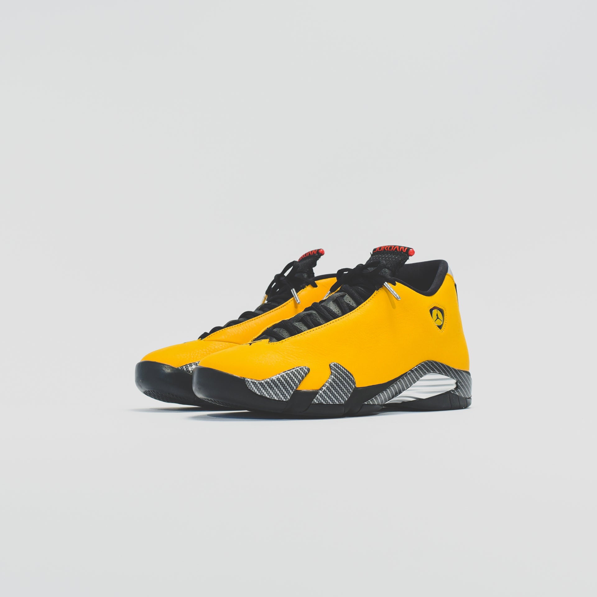 Nike Air Jordan 14 Retro SE - University Gold / Black