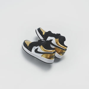 Nike Air Jordan 1 Low - Black / Gold Patent
