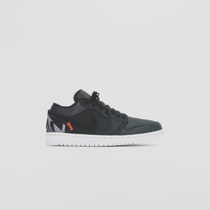 Nike Air Jordan 1 Paris Saint-Germain - Black / Dark Grey / Infrared 23