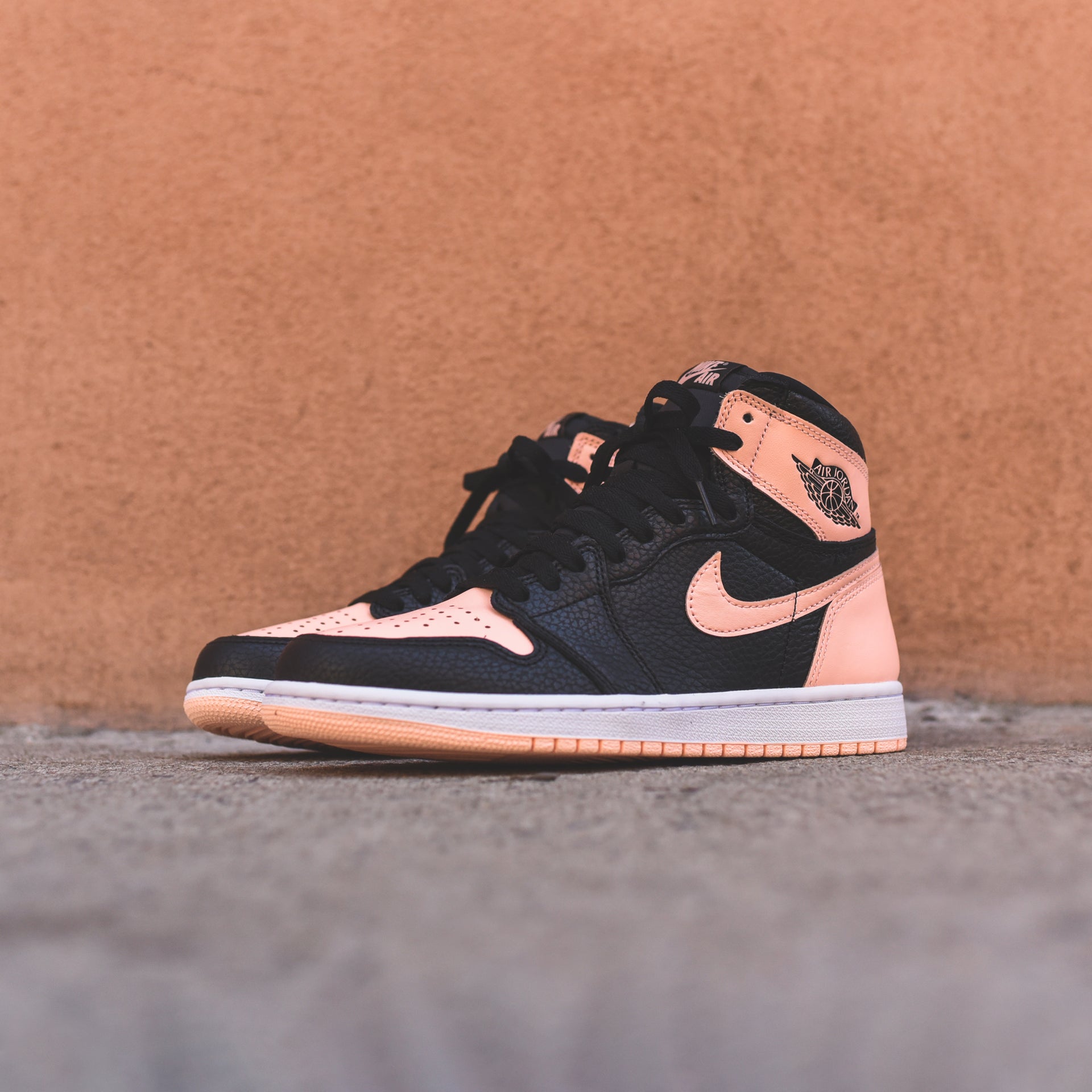 Nike Air Jordan 1 Retro High OG - Black / Crimson Tint / White