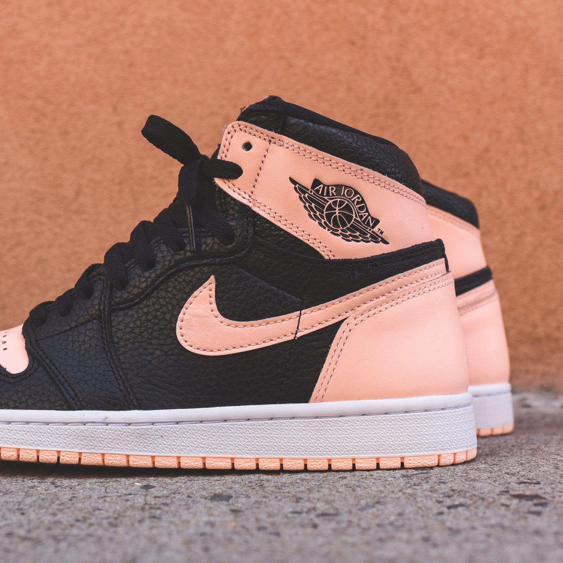 Nike Air Jordan 1 Retro High OG - Black / Crimson Tint / White