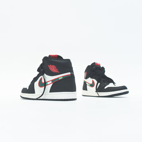 Nike Air Jordan 1 Retro High OG - Black / Varsity Red / Sail