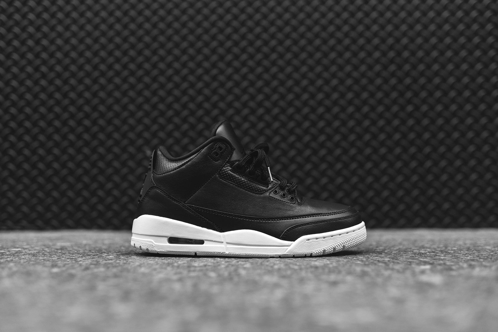 Nike Air GS Jordan III Retro - Black / White