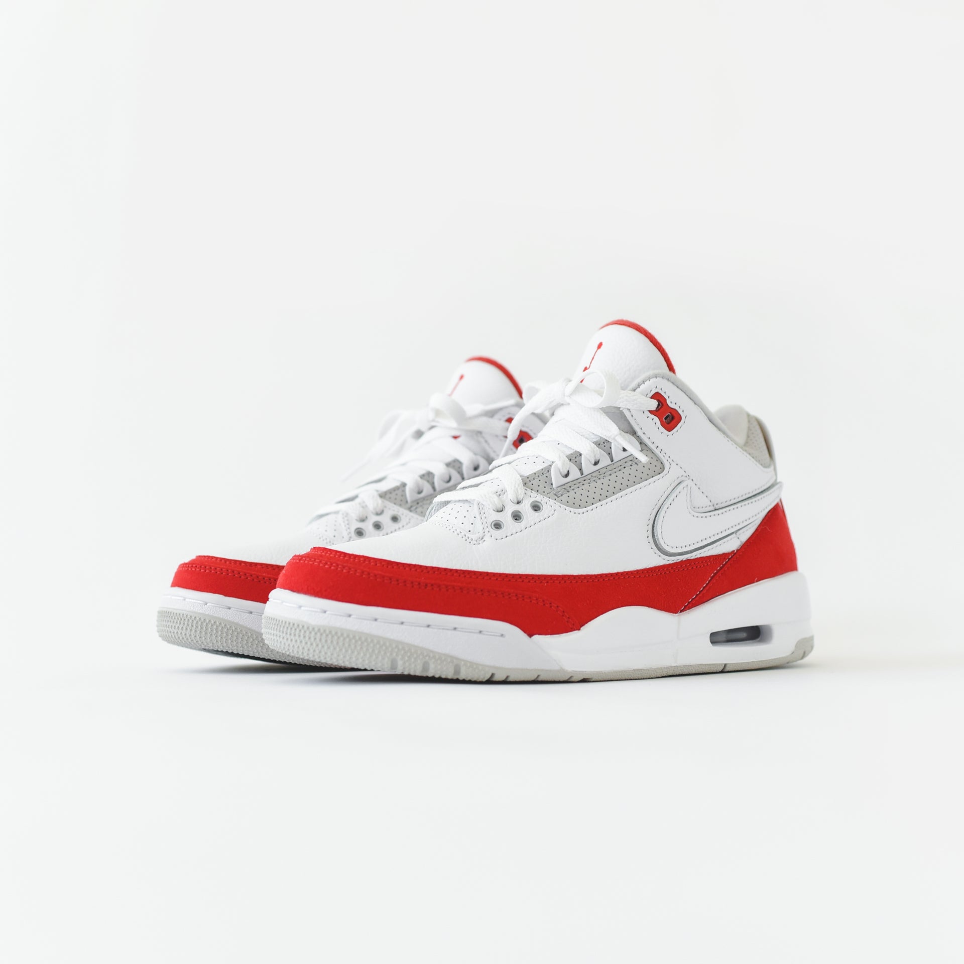 Nike Air Jordan 3 Retro TH SP - White / University Red / Neutral 