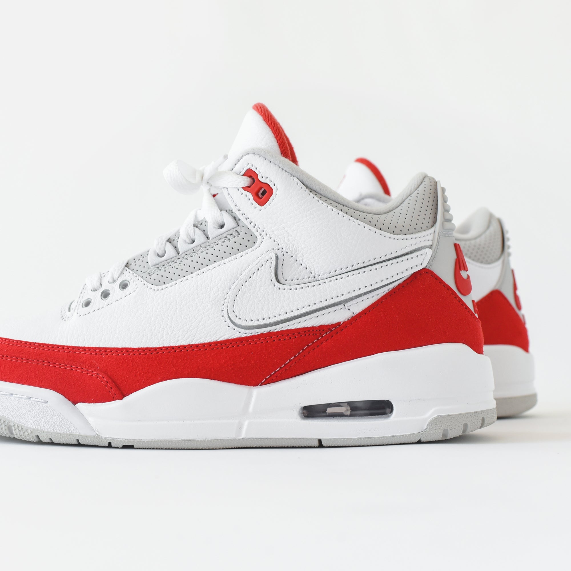Air Jordan 3 ホワイト/レッド US 9 Nike Air Jordan 3 Retro TH SP - White / University Red