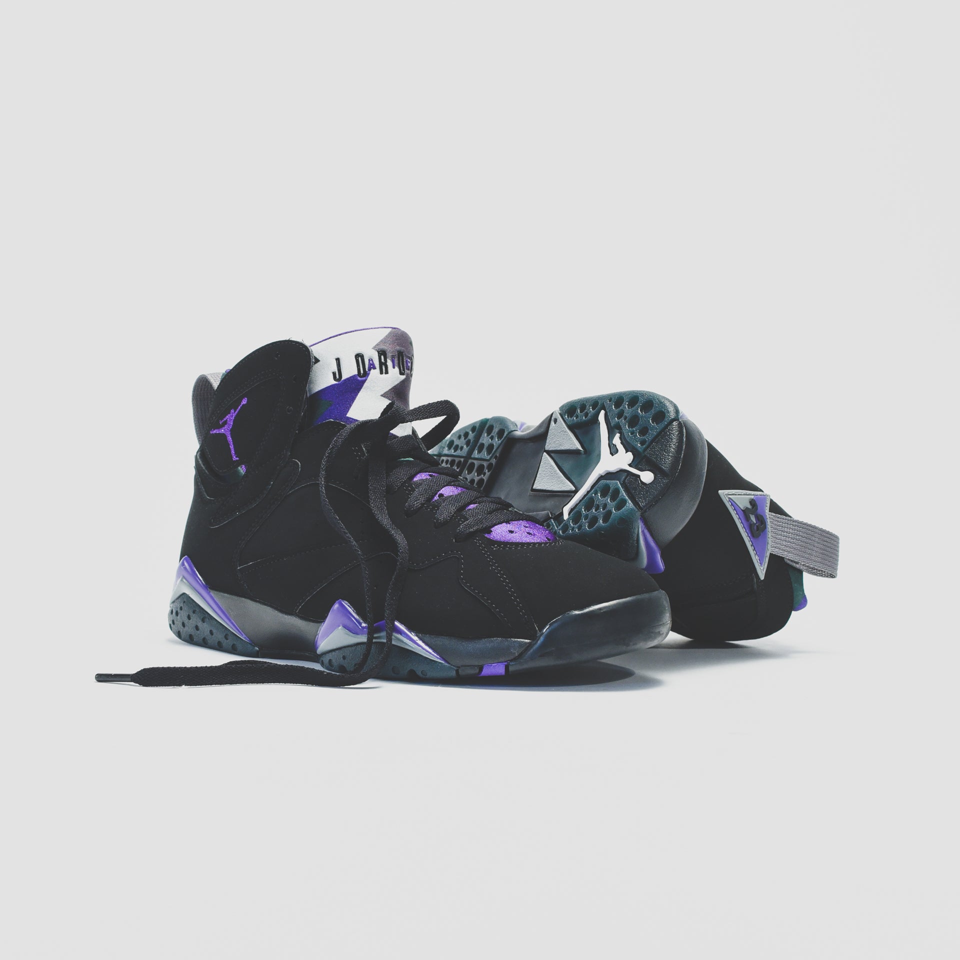Nike Air Jordan 7 Retro - Black / Field Purple