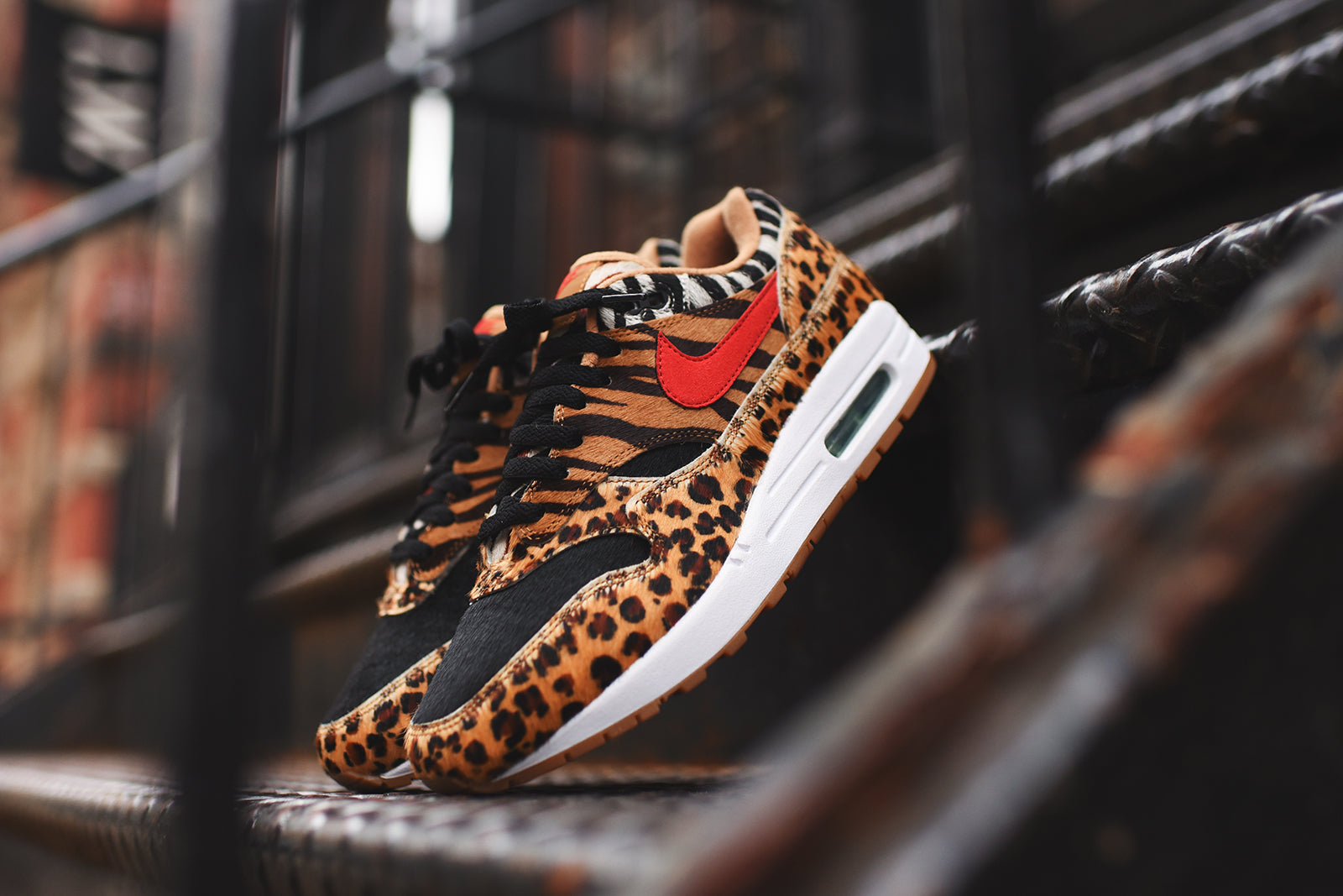 Nike x atmos Air Max 1 DLX - Wheat / Sport Red / Bison – Kith