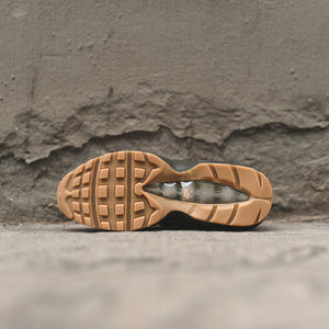 Nike Air Max 95 Essential - Camo / Pink â Kith