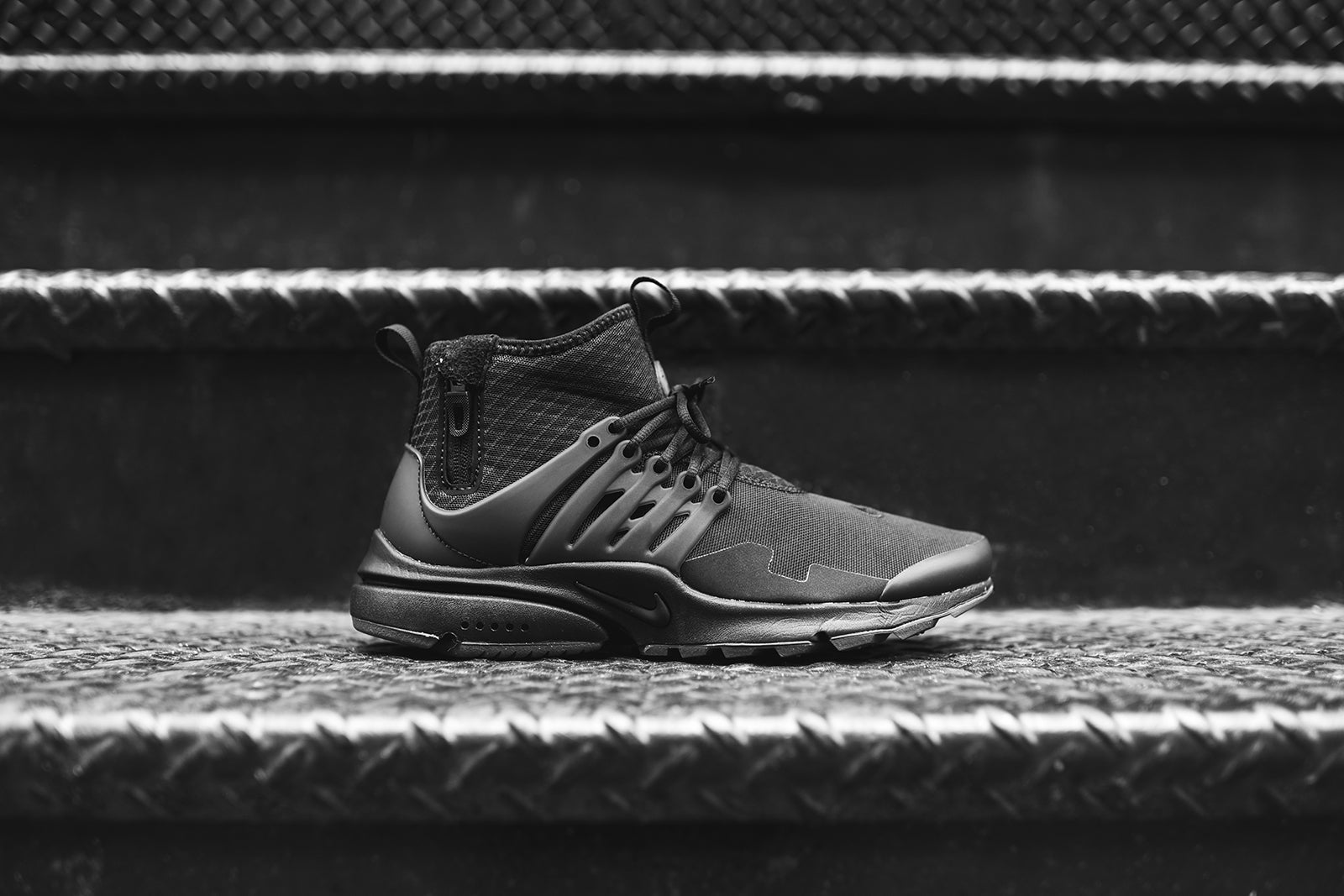 Air presto mid deals utility triple black