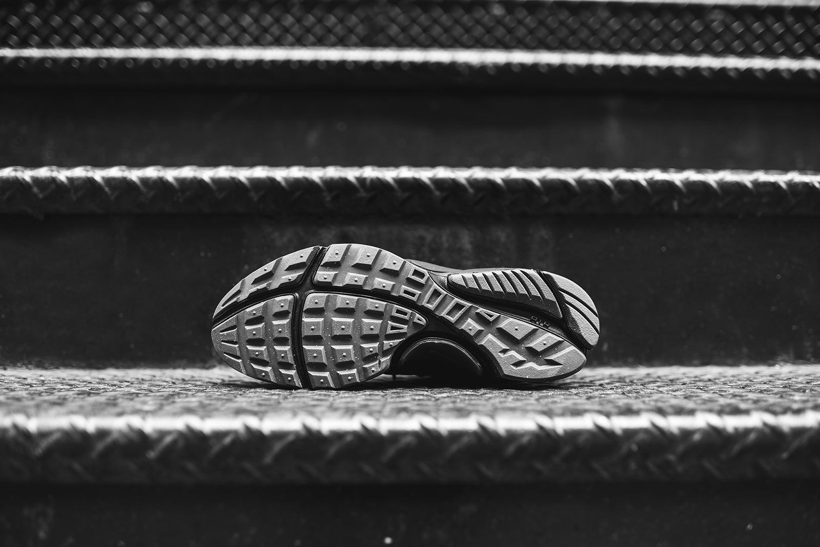 Nike Air Presto Utility Mid - Triple Black