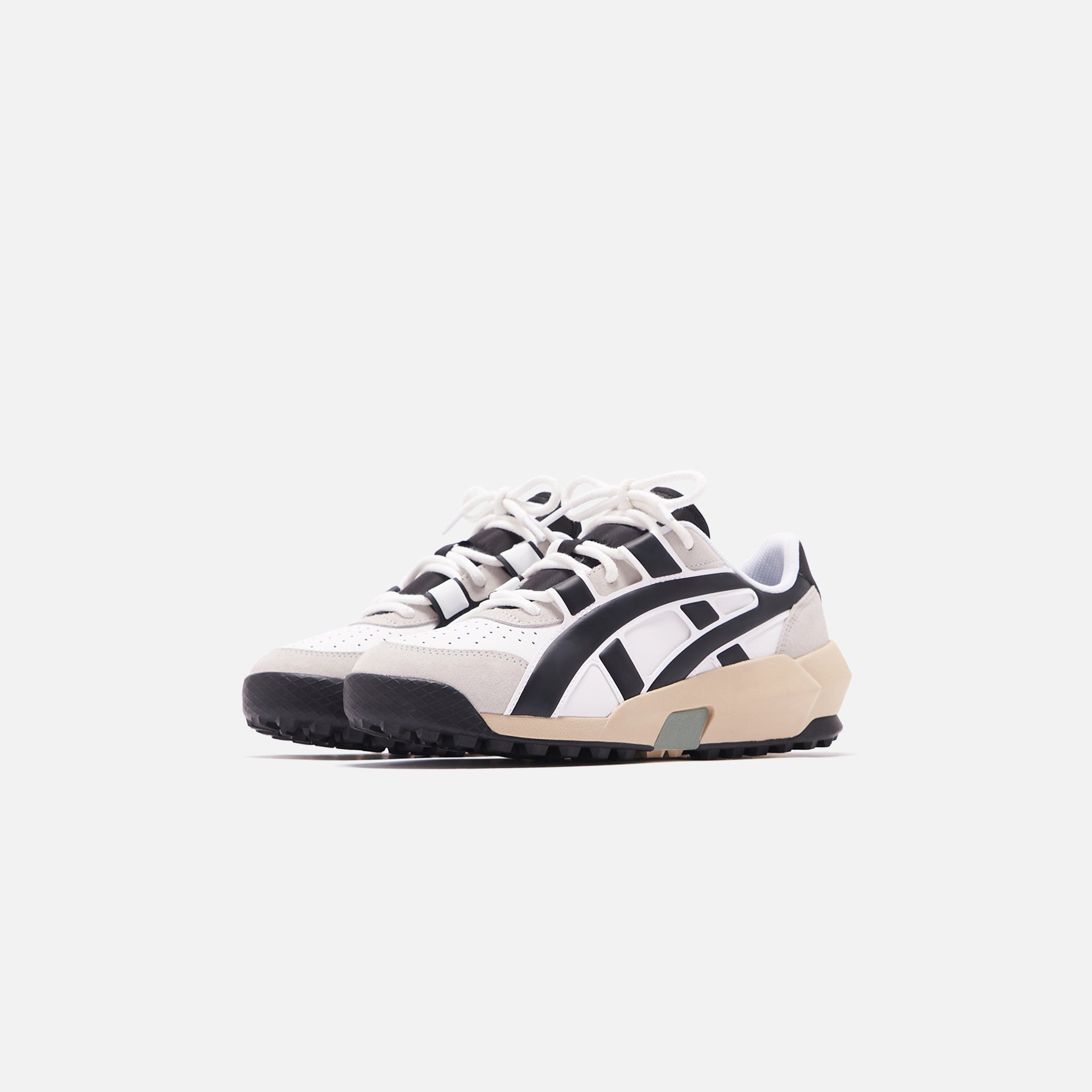 Onitsuka Tiger AP Big Logo Runner - White / Black