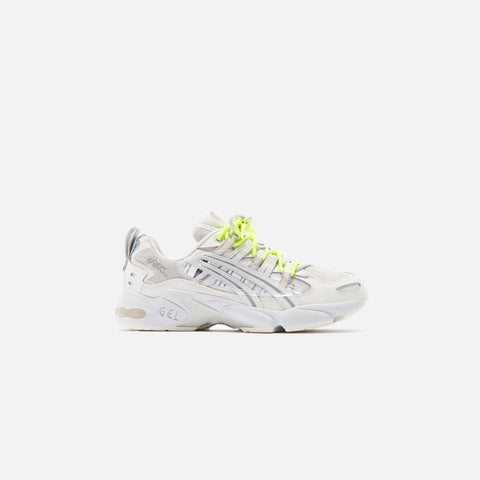 Asics x Chemist Creations Gel-Kayano 5 OG - Cream / Feather Grey