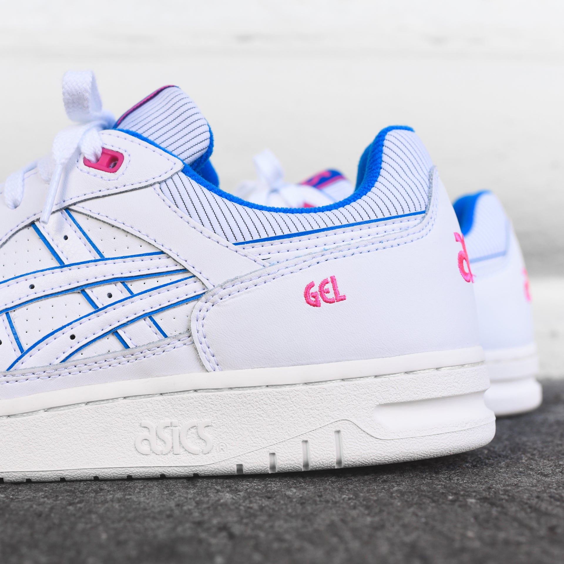Asics Gel-Circut - White / Blue
