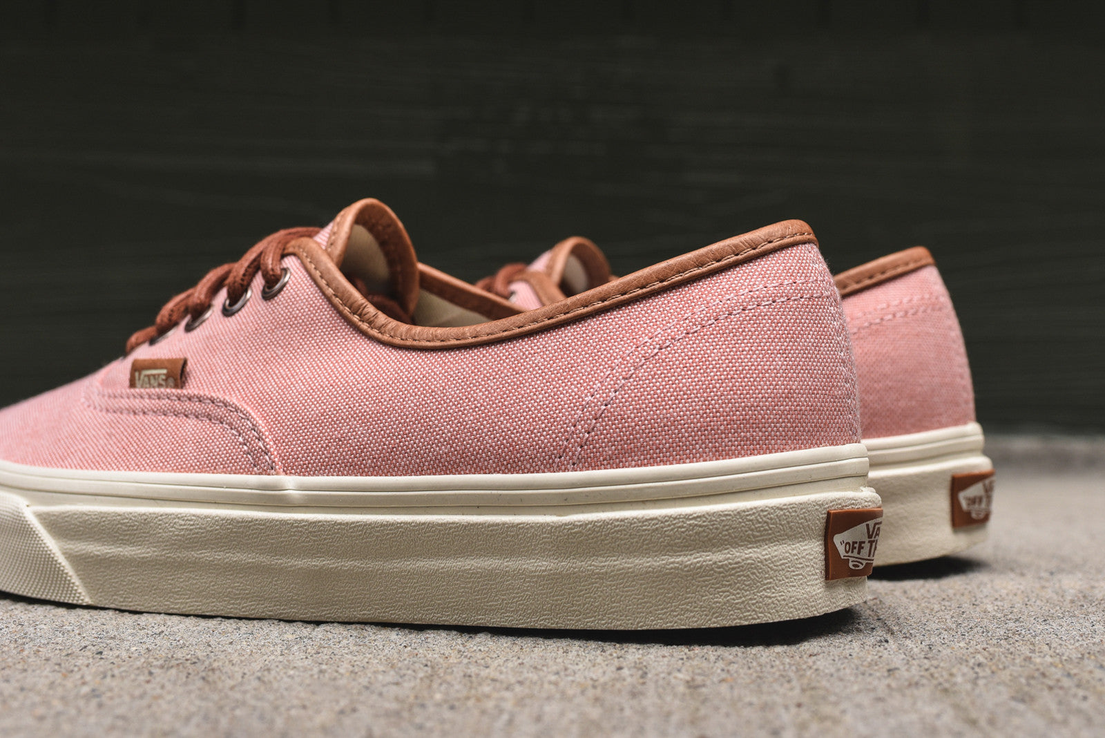 Vans Authentic DX - Coral / Brown
