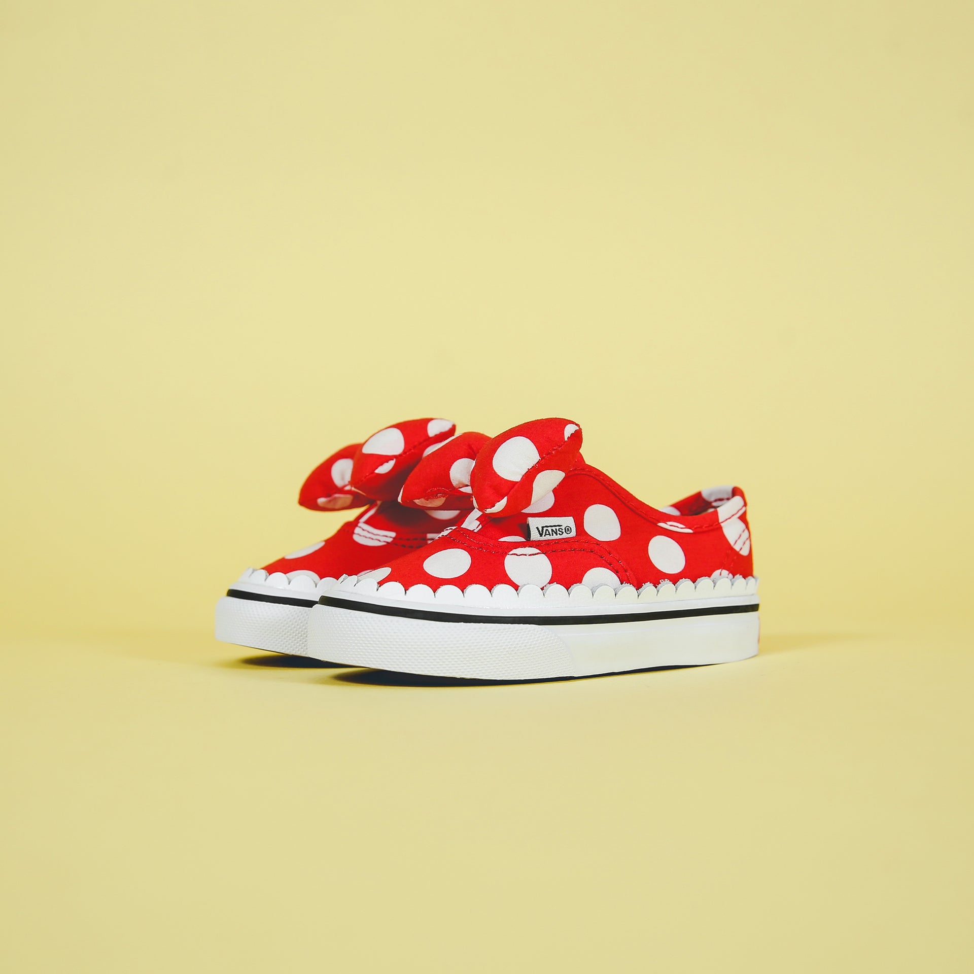 Vans x Mickey Mouse Authentic Gore - Minnie’s Bow / True White