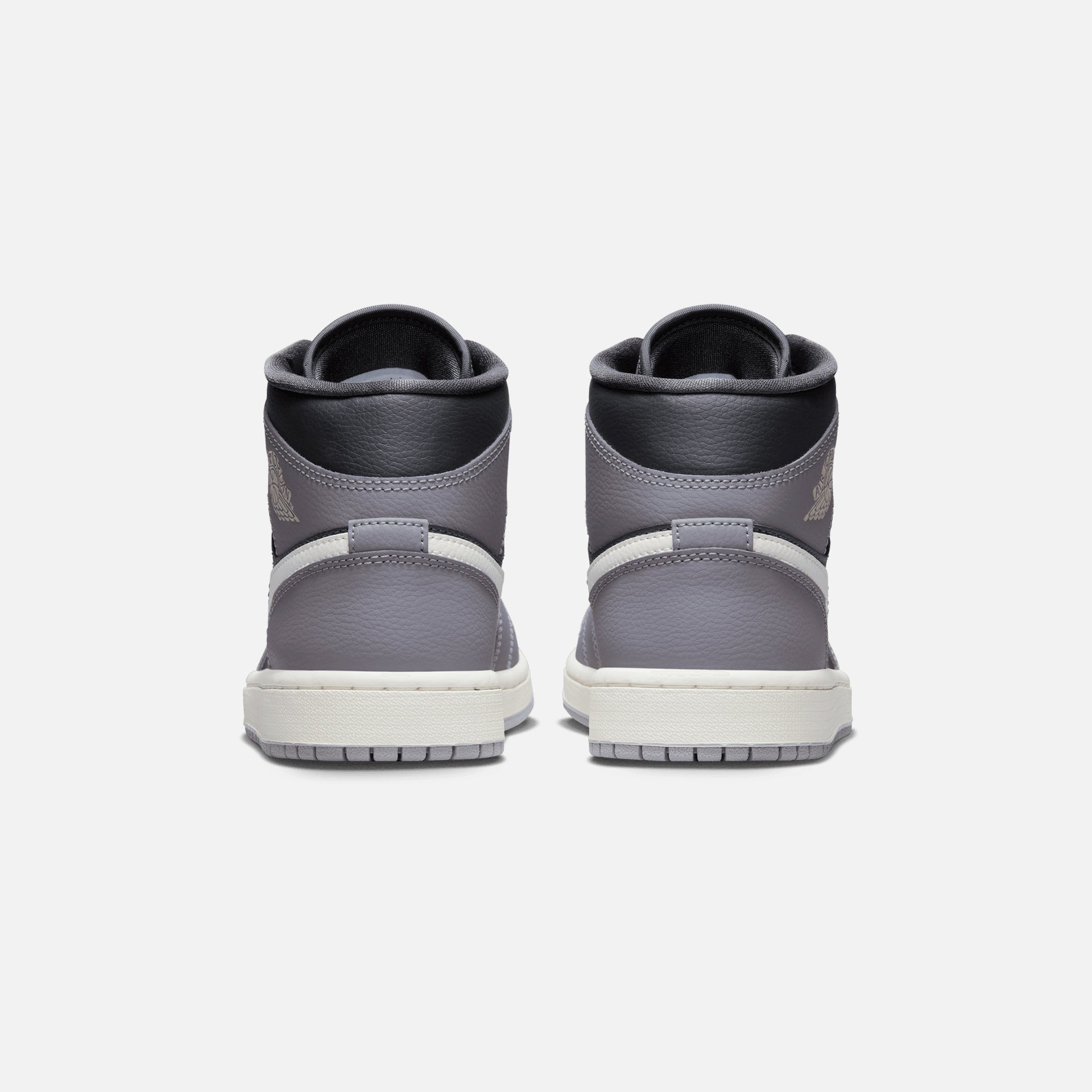 Nike Wmns Air Jordan 1 Mid - Cement Grey / Sail / Anthracite