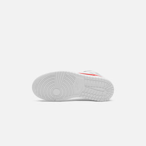 Nike WMNS Air Jordan 1 Mid - White / University Red