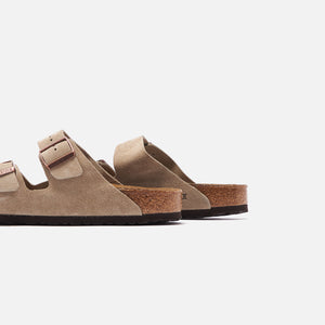 Birkenstock Arizona Soft Footbed Suede Leather in Taupe